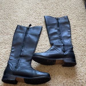 Black leather knee boots